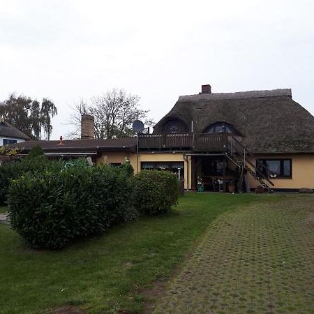 Traudi'S Huesing Apartment Борн Екстериор снимка
